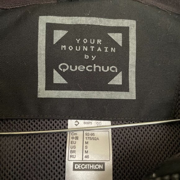 Decathlon QUECHUA Hiking Waterproof Rain Jacket Arpenaz 300 - Picture 2 of 12